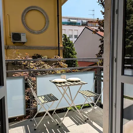 Cherry Blossom Apartment
